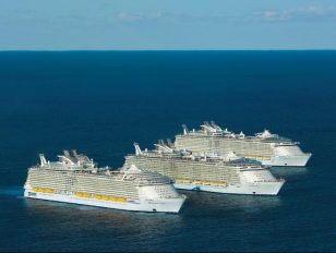 World's Three Largest Cruise Ships Meet For The First Time At Sea