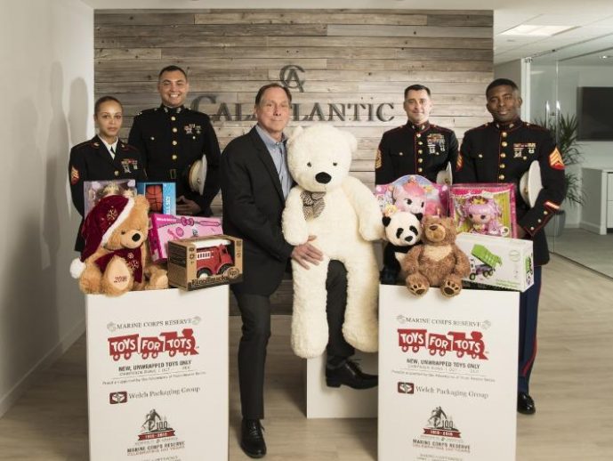 CalAtlantic Homes Celebrates the Season with $25,000 Donation to Marine Toys for Tots