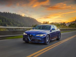 All-new Alfa Romeo Giulia Wins "2017 Driver's Choice Award for Best New Luxury Car"