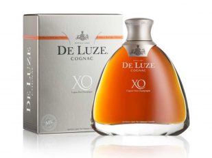 Cognac De Luze won the Gold medal at the SFWS competition in the super-premium <XO> category.