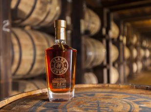 Blade and Bow 22-Year-Old Kentucky Straight Bourbon Whiskey Returns