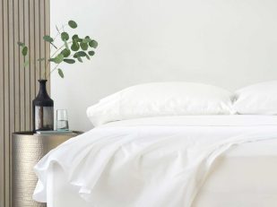 The Saatva Company Expands with Launch of Saatva Dreams - Organic Sheets and Pillows