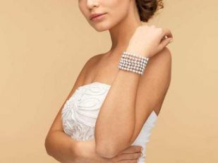 How to Mix and Match Bridal Pearl Jewelry for a Fabulous Wedding Outfit