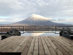 HAKUCHŌZAN named Japan's best ski chalet for second consecutive year