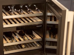 Signature Kitchen Suite Under-Counter Wine Refrigerator Advances Award-Winning Wine Column Series