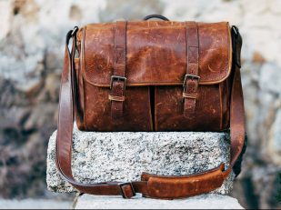 How to Eliminate Unwanted Leather Bag Odour