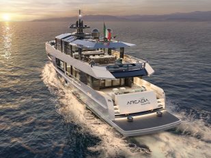 Arcadia A115 Hull 5 A Renovated Style Highlights The Interaction Between Exteriors And Interiors