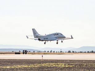 Stratos Aircraft Announces The First Flight Of The Six-Place Stratos 716X