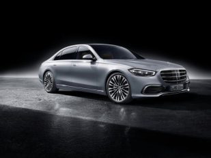 The New Mercedes-Benz-Class- Automotive Luxury Experienced In A Completely New Way