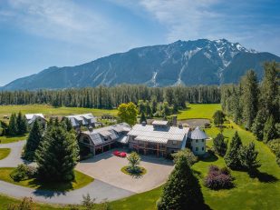 Luxury Real Estate Booms: Iconic Rural Property Sets Record for Highest Residential Real Estate Sale