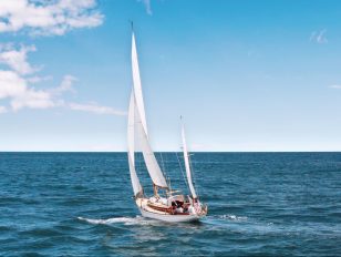 4 Things to Do Before Buying a New Sail for Your Boat