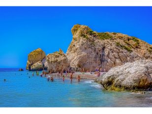 Cyprus: 10 reasons why you should visit it at least once in your life