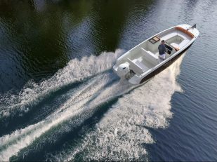 The Uncompromising Grand Banks 54 a Revolution in Fuel-Efficient Performance Cruising