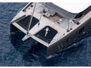 SUNREEF 70 ANIMA SAILING IN STYLE