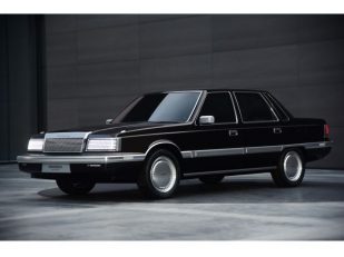 Hyundai Motor Pays Tribute to Original Grandeur Flagship Sedan with Heritage Series EV Resto-mod