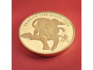 The Royal Mint unveils a one-of-a-kind 8kg gold coin to celebrate Chinese New Year