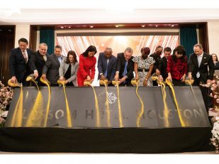 Blossom Hotel Houston Celebrates Grand Opening