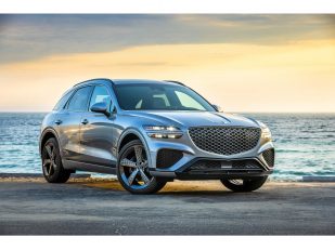 GENESIS GV70 NAMED BEST MID-SIZE PREMIUM UTILITY VEHICLE IN CANADA FOR 2022 BY AJAC