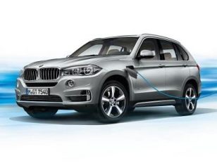 The first plug-in hybrid BMW Sports Activity Vehicle