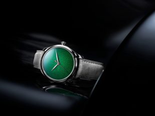 H. MOSER & CIE. REINVENTS ITS FUMÉ DIAL