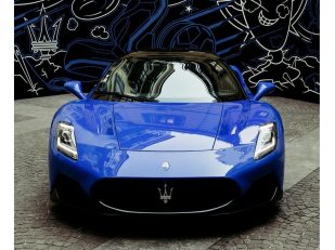 MASERATI AND ALCANTARA COMBINE LUXURY WITH PERFORMANCE