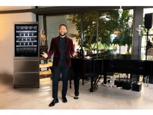 LG SIGNATURE AND JOHN LEGEND UNVEIL LIMITED-EDITION WINE AT EXCLUSIVE EVENT