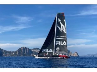 Regata dei Tre Golfi - Maserati Multi 70 and Giovanni Soldini cross the finish line in Capri first