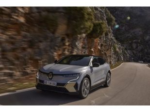 Join the priority list for All-New Renault Mégane E-Tech 100% Electric