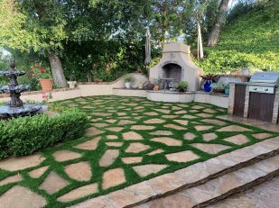 SGW Artificial Turf Creates an Elegant Backyard Entertaining Haven