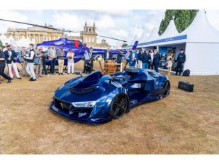 Salon Privé debuts start first day at Blenheim Palace