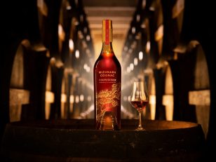 COURVOISIER® MIZUNARA, A FIRST-OF-ITS-KIND COLLABORATION UNITED BY THE ART OF BLENDING