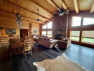 Black Tree Resort Expands to Include Luxury Cabins in Time for Fall and Winter Travelers