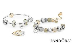 PANDORA Jewelry's Spring Collection Flourishes This Season with Floral Designs