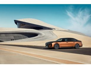 The BMW i7 M70 xDrive