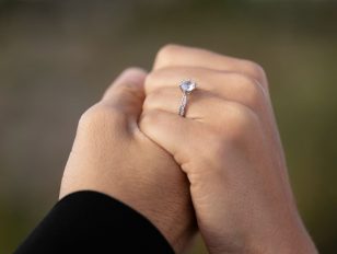 How to Find the Perfect Engagement Ring with Limited Time