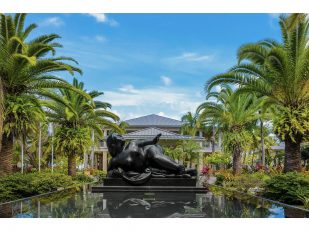 The St. Regis Bahia Beach Resort Named Five-Star Hotel for Forbes Travel Guide's 2024 Star Awards