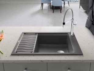 BLANCO adds the space-saving PRECIS™ Medium Single sink patented SILGRANIT® II collection