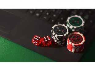 A Beginner's Guide to Online Casino Bonuses and Promotions