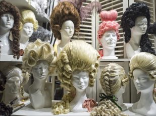 Exploring the World of Wigs: Uses, Importance, and Reasons for Their Popularity