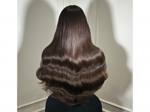 Clip-In Extensions: How to Add Instant Volume and Length to Your Hair