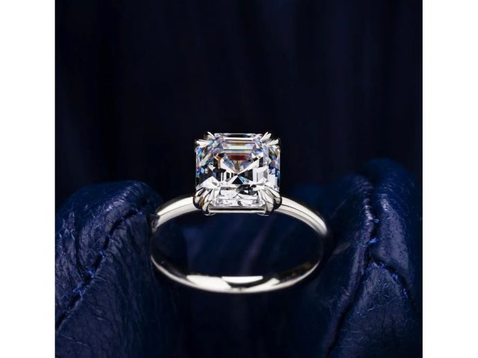 Where Love Meets Luxury: Rare Carat Rings