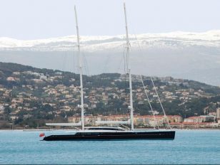 Vitters Shipyard and Oceanco Deliver the 85m S/Y AQUIJO