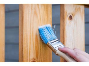 Why Hiring Fence Painters Can Enhance Your Property's Appeal