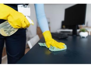 5 Important Things to Clean When Hiring an Office Cleaning Service