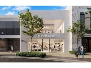 Revolve Group Announces Permanent Store at The Grove in Los Angeles