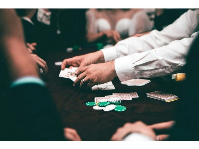Popular games at Spinline Casino - slots, poker, blackjack and roulette