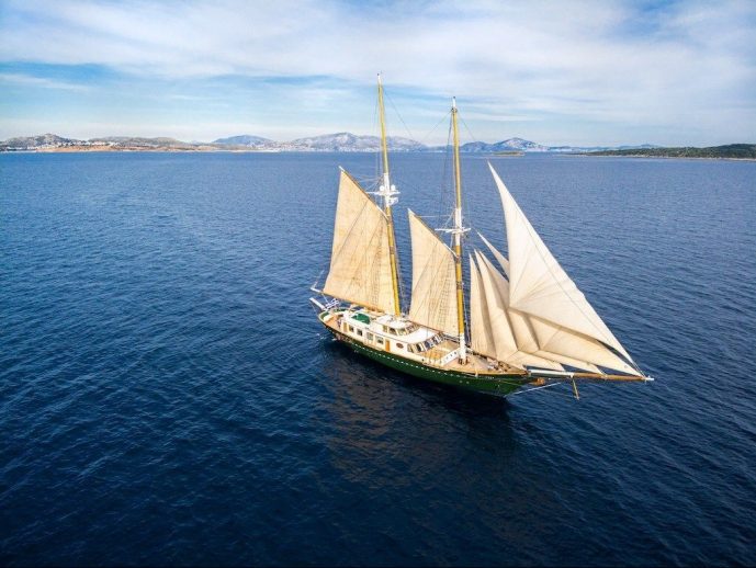 Superyacht ARKTOS to Be Offered at Auction by G3 Auctions