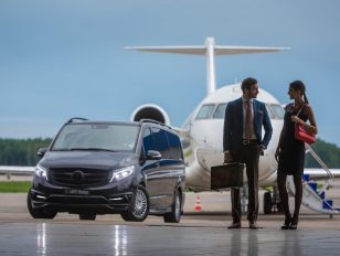 LARTE makes the Mercedes V-Class the “Black Crystal” business road-jet