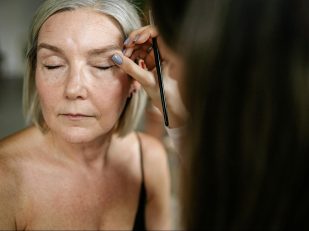 Subtle Luxury of Non-Surgical Double Eyelids: RJ Clinic’s Premium Stitching Method Is New Standard