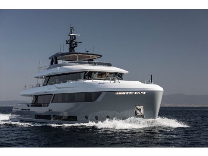 Delivered : Atlante Classic 35 M/Y Cabana